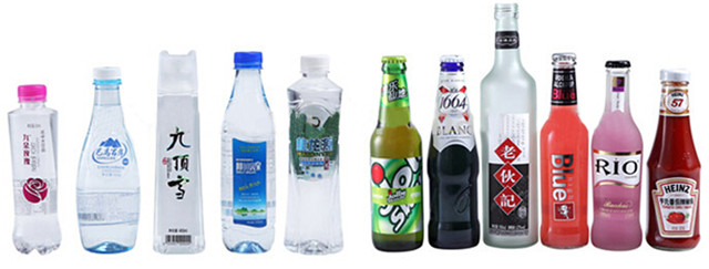 Bouteilles en plastique rotatives à grande vitesse entièrement automatiques d'ANIMAL FAMILIER étiquetant les types de machine de bouteille